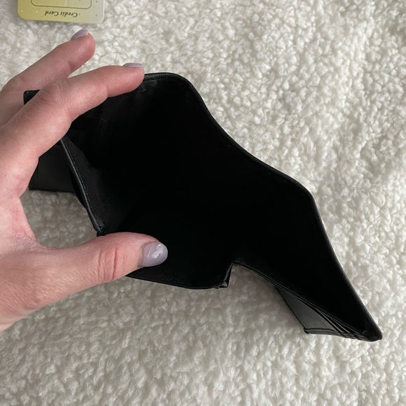 Rico’s Pittsburgh Steelers Embroidered Genuine Leather Tri-fold Wallet - Picture 5 of 11